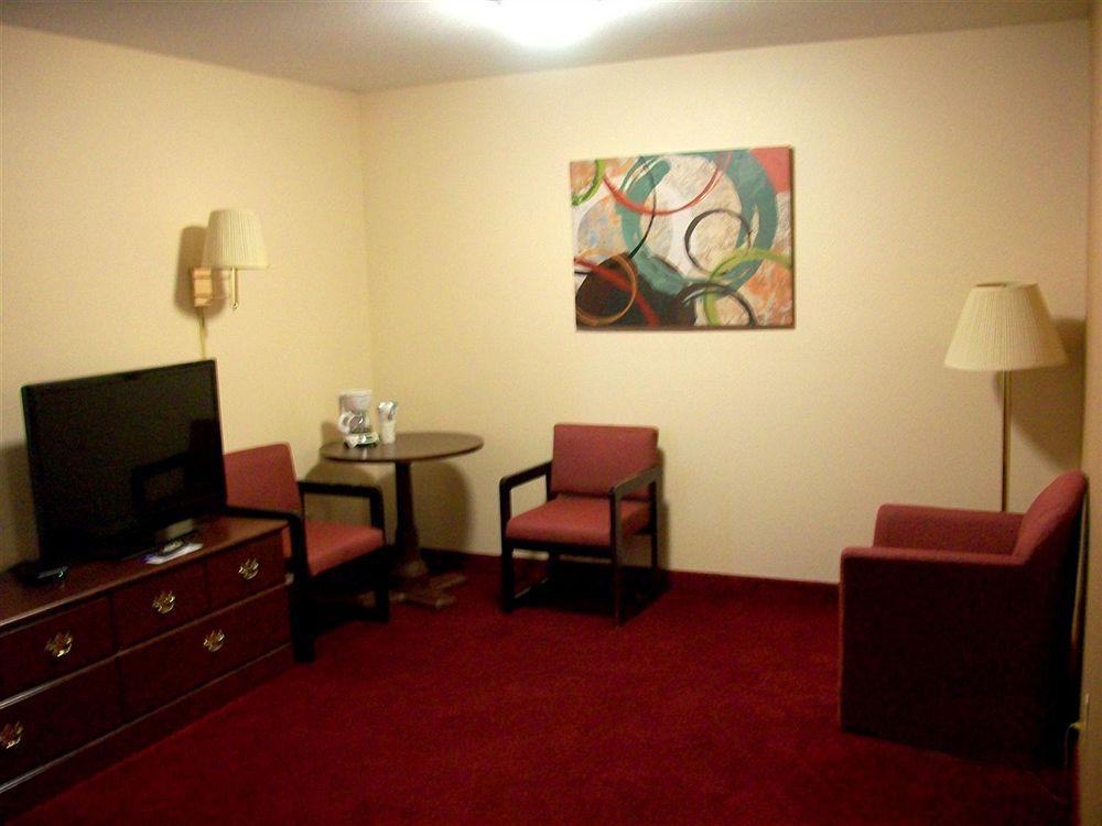 Quality Inn & Suites Brandenburg - Fort Knox Εξωτερικό φωτογραφία