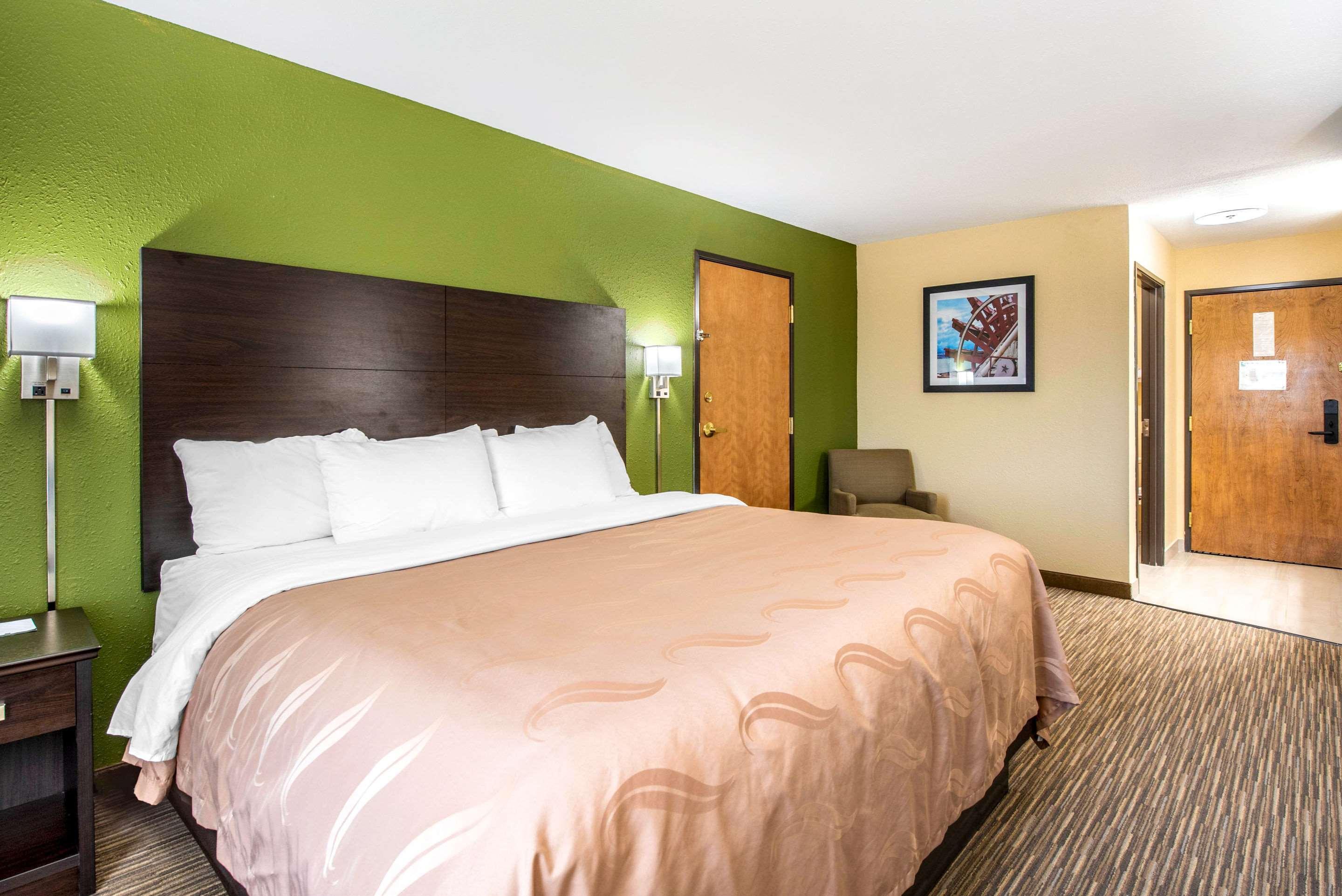 Quality Inn & Suites Brandenburg - Fort Knox Εξωτερικό φωτογραφία