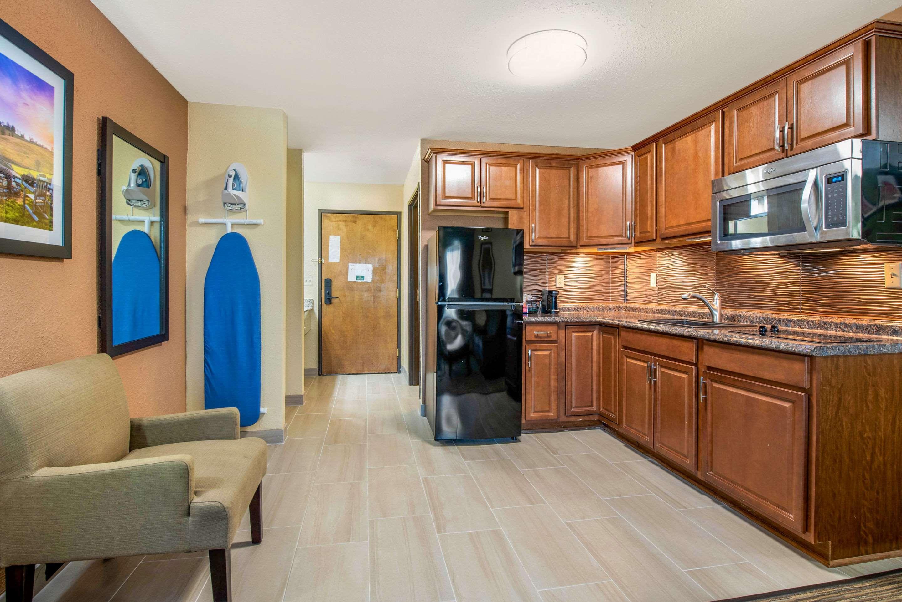 Quality Inn & Suites Brandenburg - Fort Knox Εξωτερικό φωτογραφία