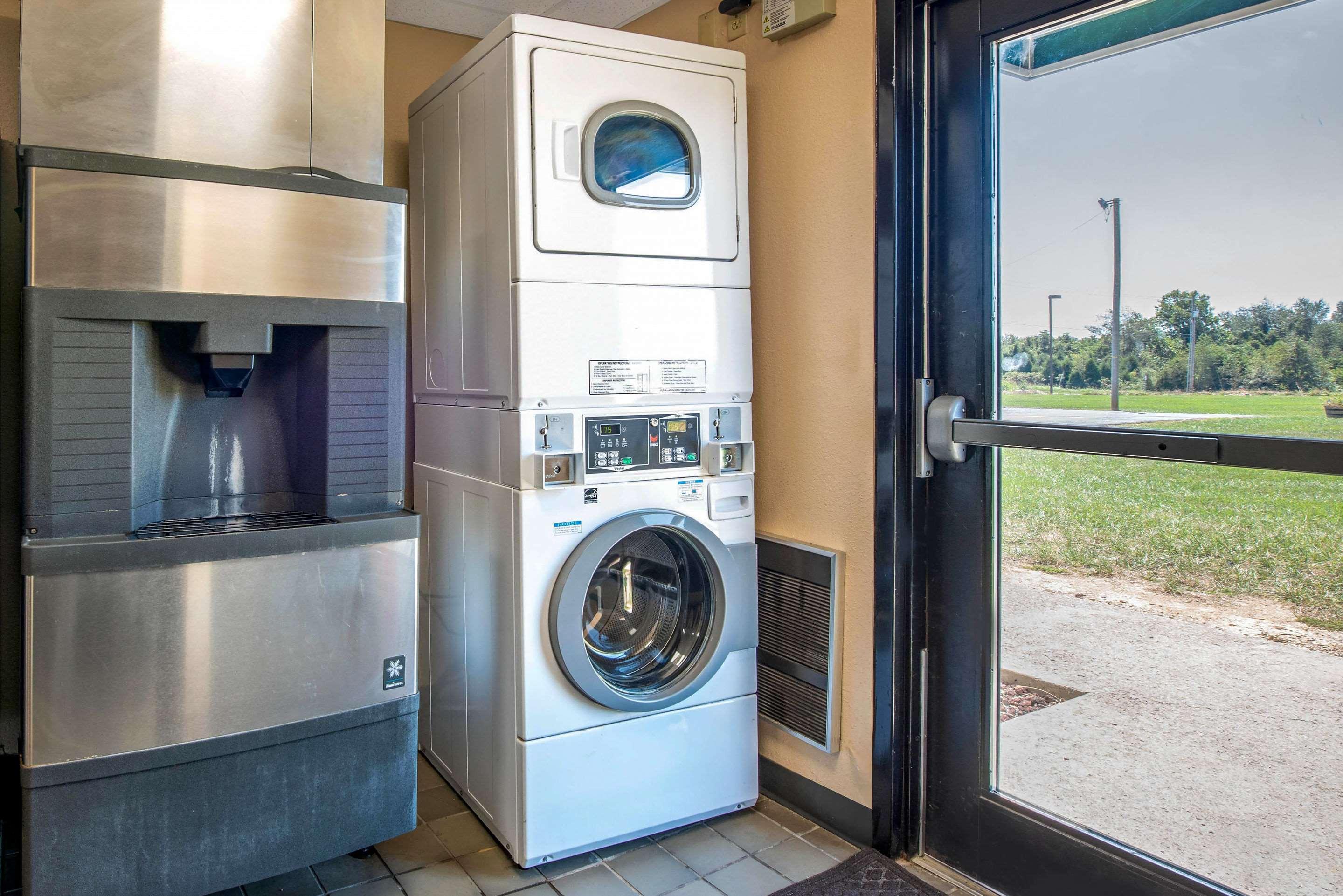 Quality Inn & Suites Brandenburg - Fort Knox Εξωτερικό φωτογραφία