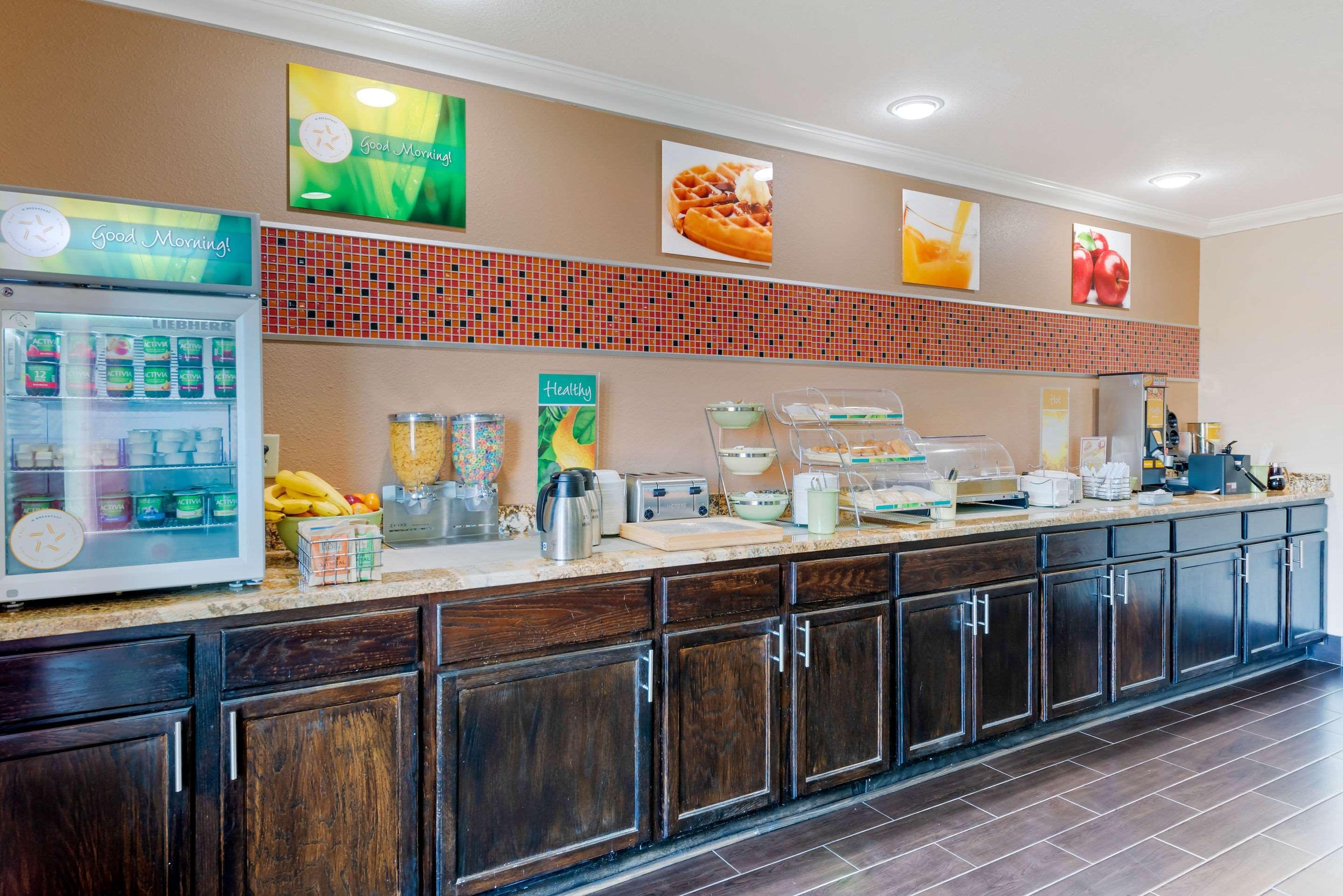 Quality Inn & Suites Brandenburg - Fort Knox Εξωτερικό φωτογραφία