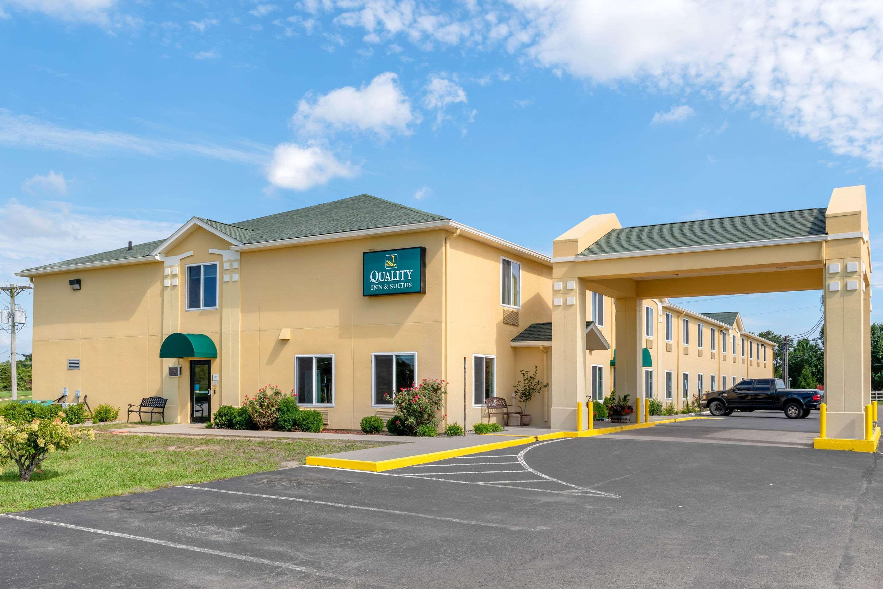 Quality Inn & Suites Brandenburg - Fort Knox Εξωτερικό φωτογραφία