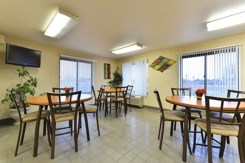 Quality Inn & Suites Brandenburg - Fort Knox Εξωτερικό φωτογραφία