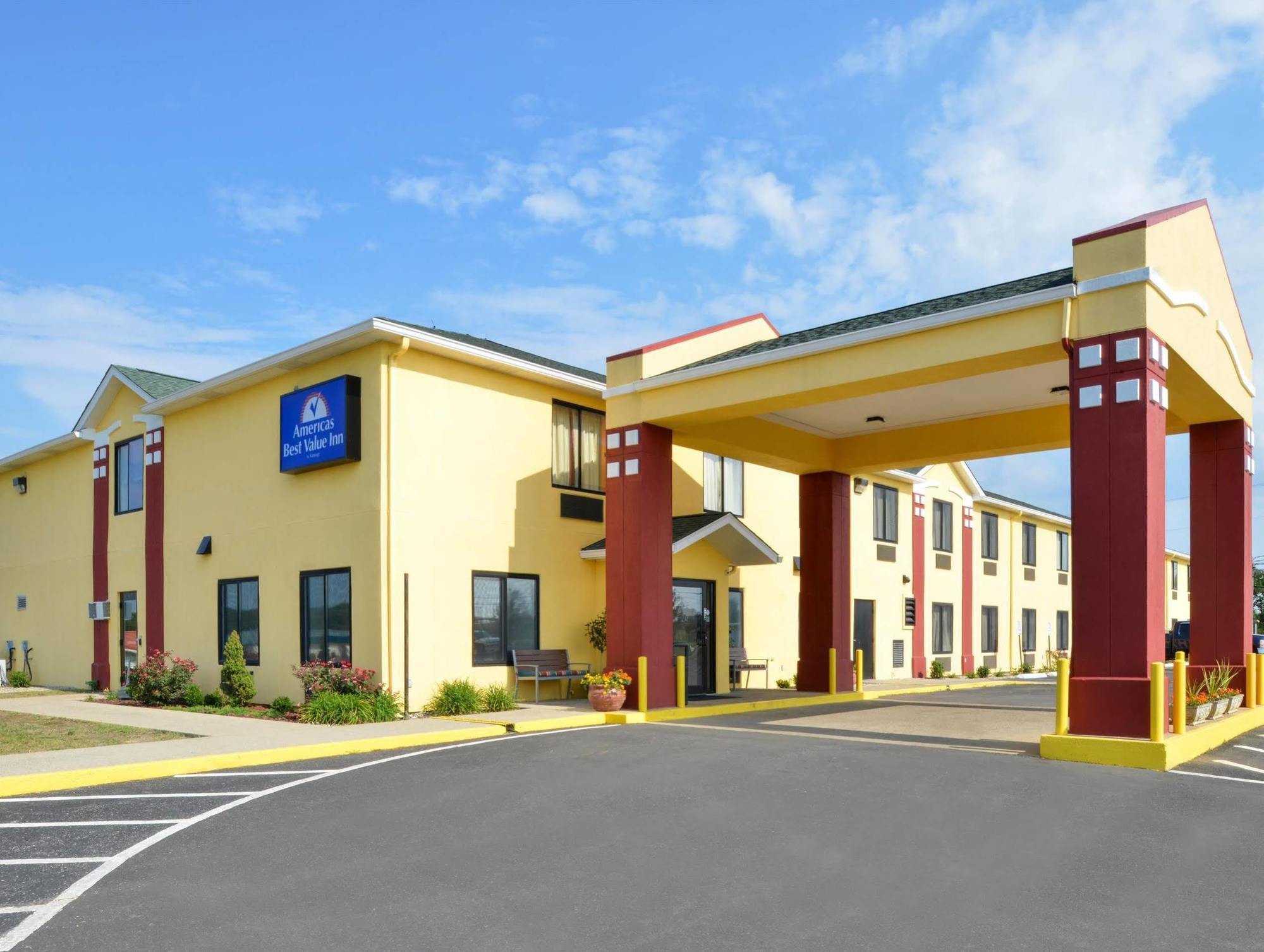 Quality Inn & Suites Brandenburg - Fort Knox Εξωτερικό φωτογραφία